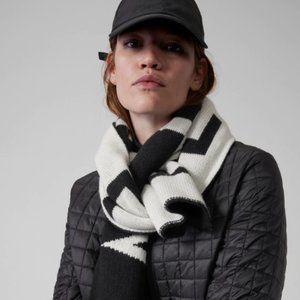 Athleta Daily Knit Scarf - Black and White